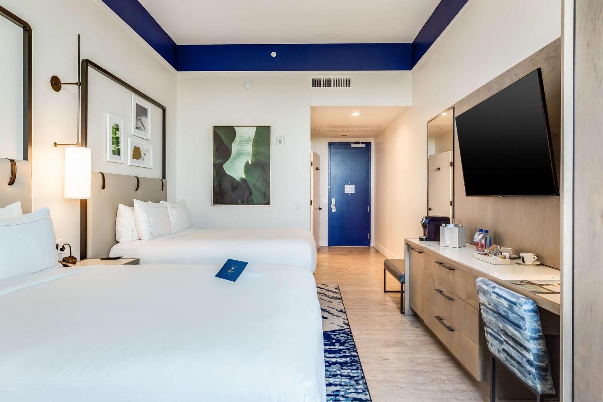 Serena Hotel Aventura Miami, Tapestry Collection By Hilton Exterior photo